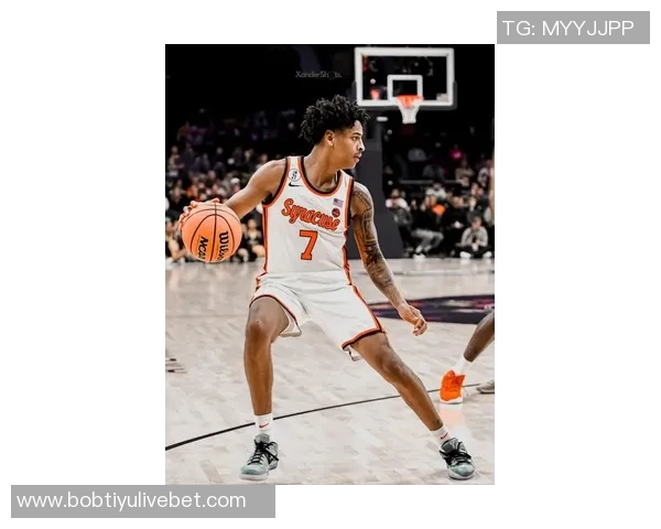 安东尼儿子基扬NCAA首秀球鞋成首张1of1球星卡引发热议