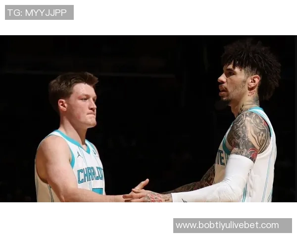 克尼佩尔展现全面实力半场9投5中斩获13分5篮板3抢断